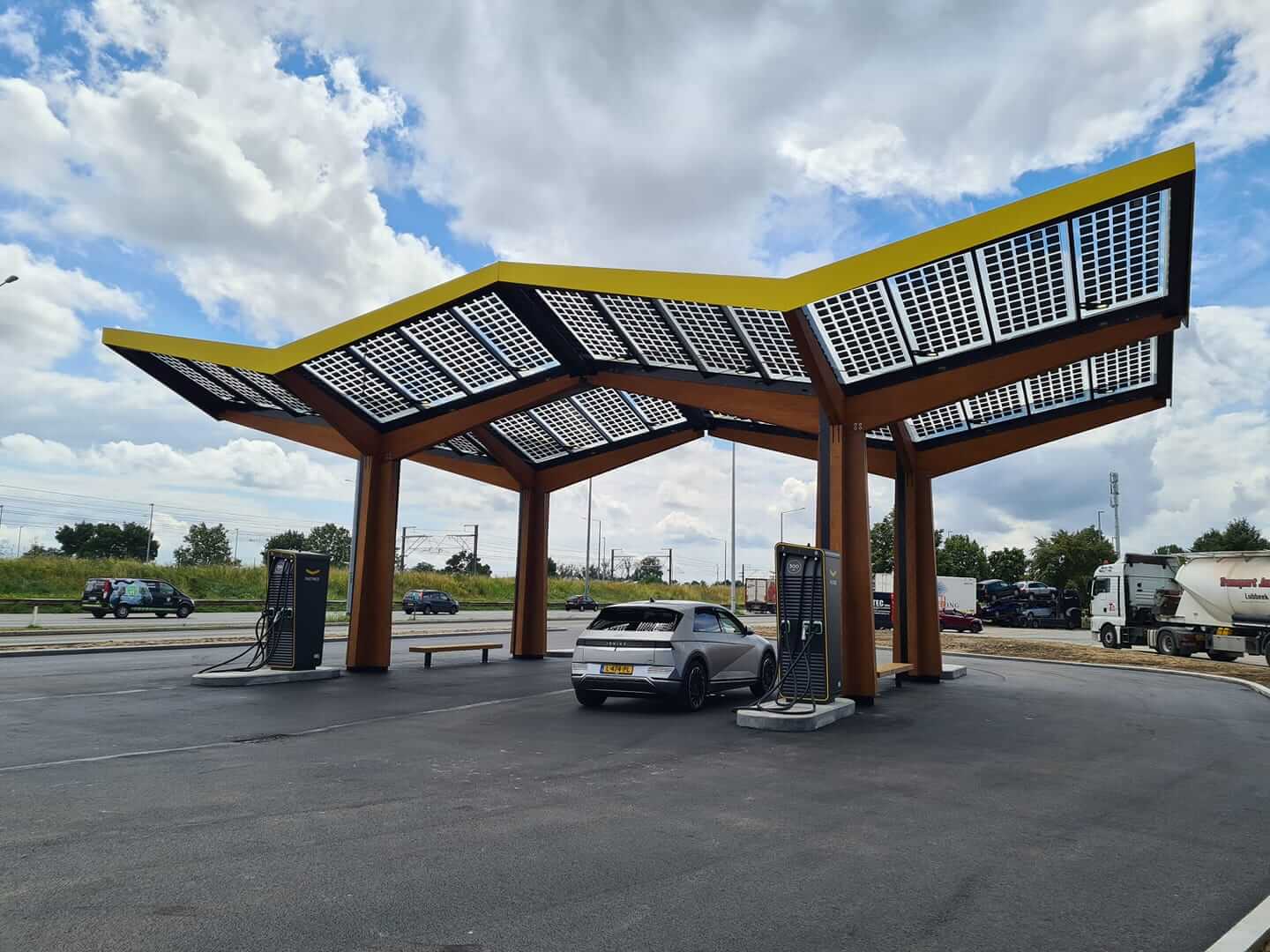 Fastned – европейская сеть быстрых зарядных станций