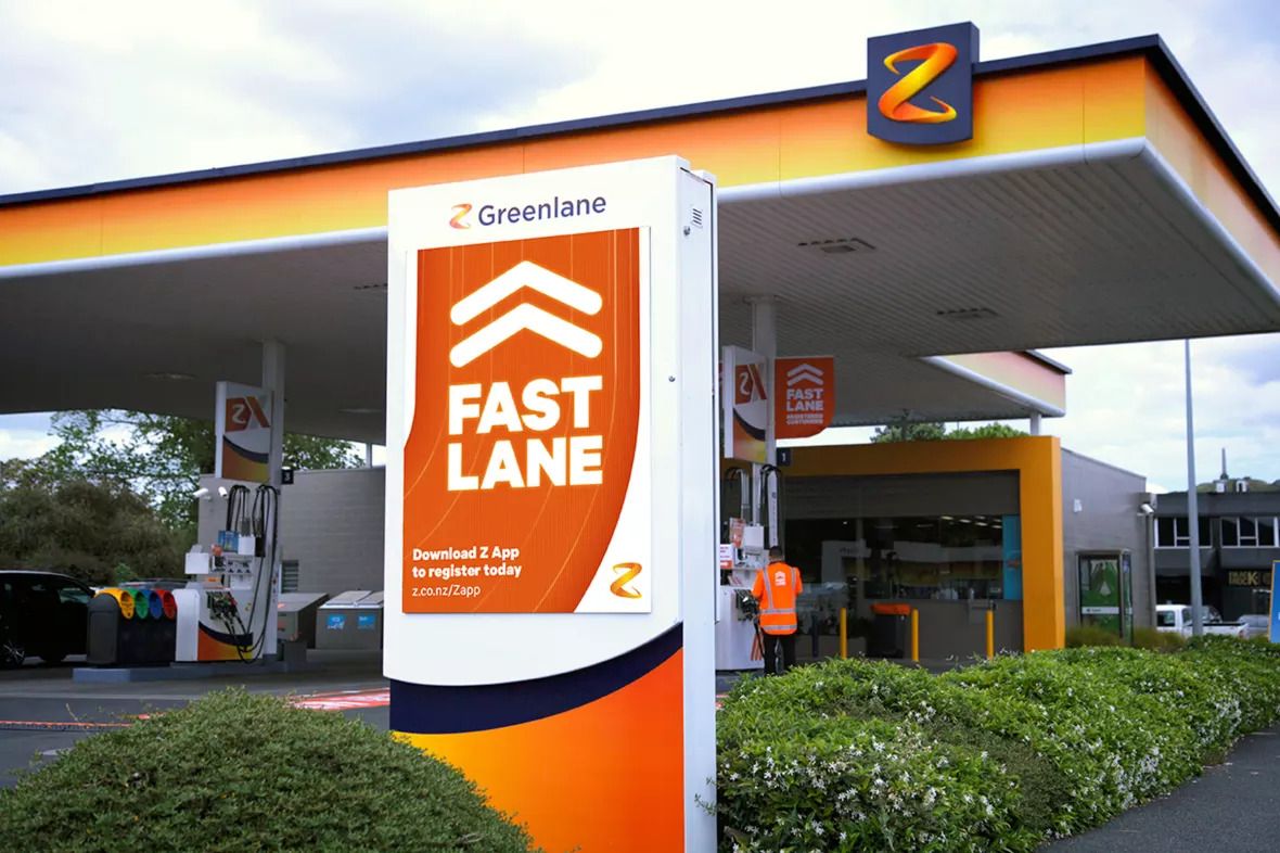 Сервис Fastlane позволяет платить за топливо только по номерным знакам транспортных средств