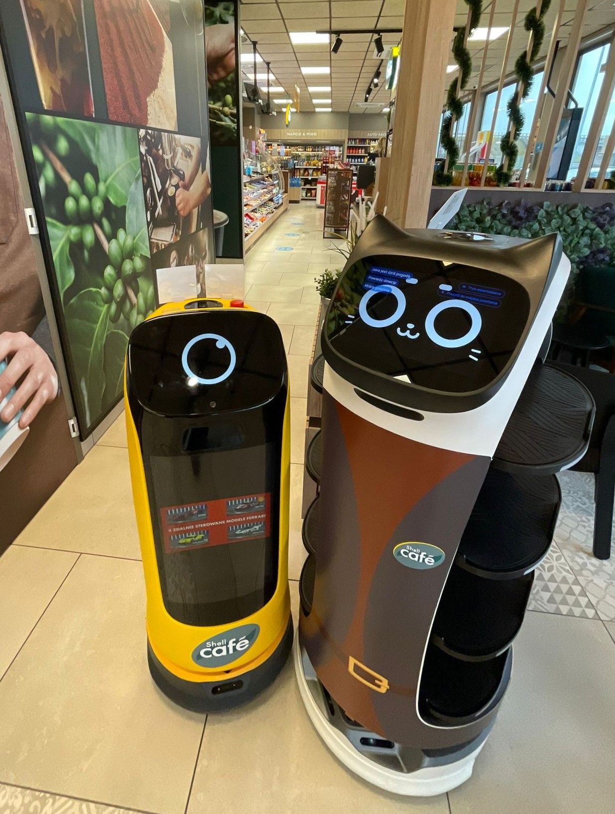 Инновационные роботы от Pudu Robotics на станции Shell в Вжесня (Польша)