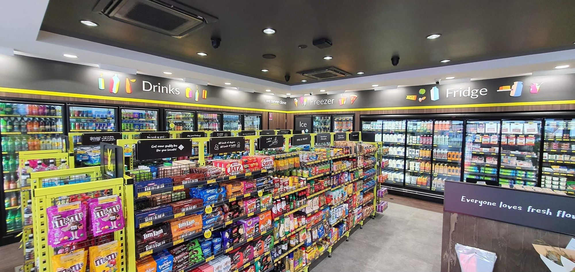 OTR Supermarket – это круглосуточный супермаркет на АЗС с широким ассортиментом товаров и качественных продуктов