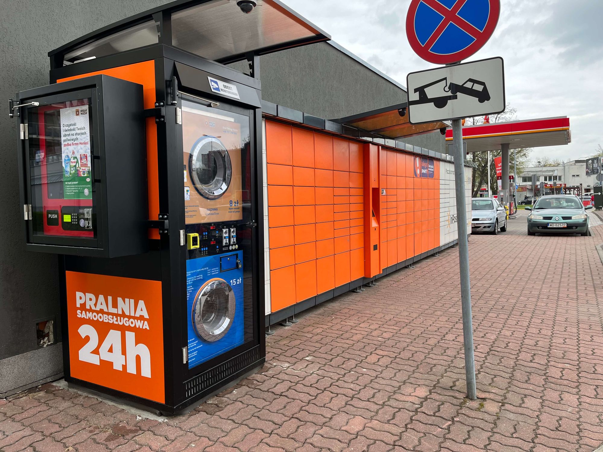 Вендинговый автомат Break&Wash – стирально-сушильные машины в формате самообслуживания, которые устанавливают на АЗС и в сервисных зонах на автомагистралях по всей Польше