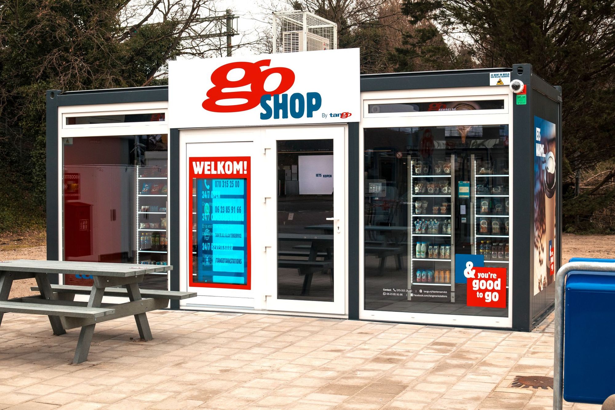 Автономный магазин GO Shop By Tango на АЗС в Гааге (Нидерланды)