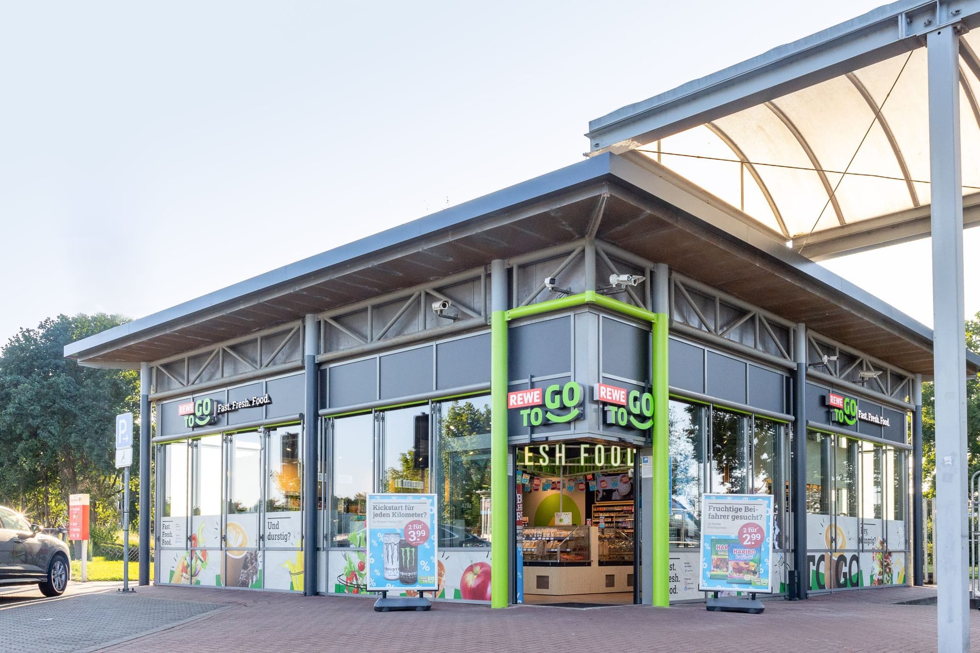 REWE To Go теперь и на автобанах в Германии