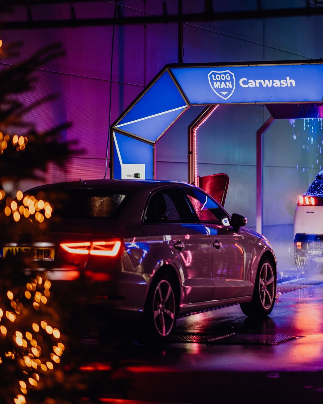 Рождественская автомойка Loogman в Роттердаме