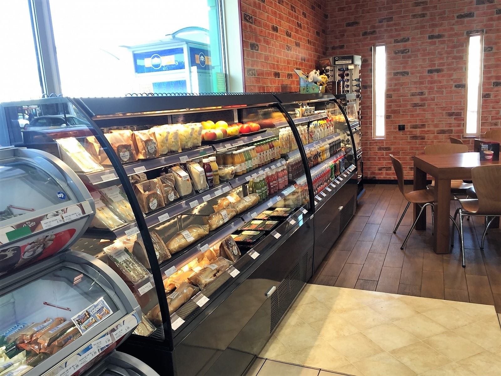 ВР проводит модернизацию магазинов на станциях в Польше