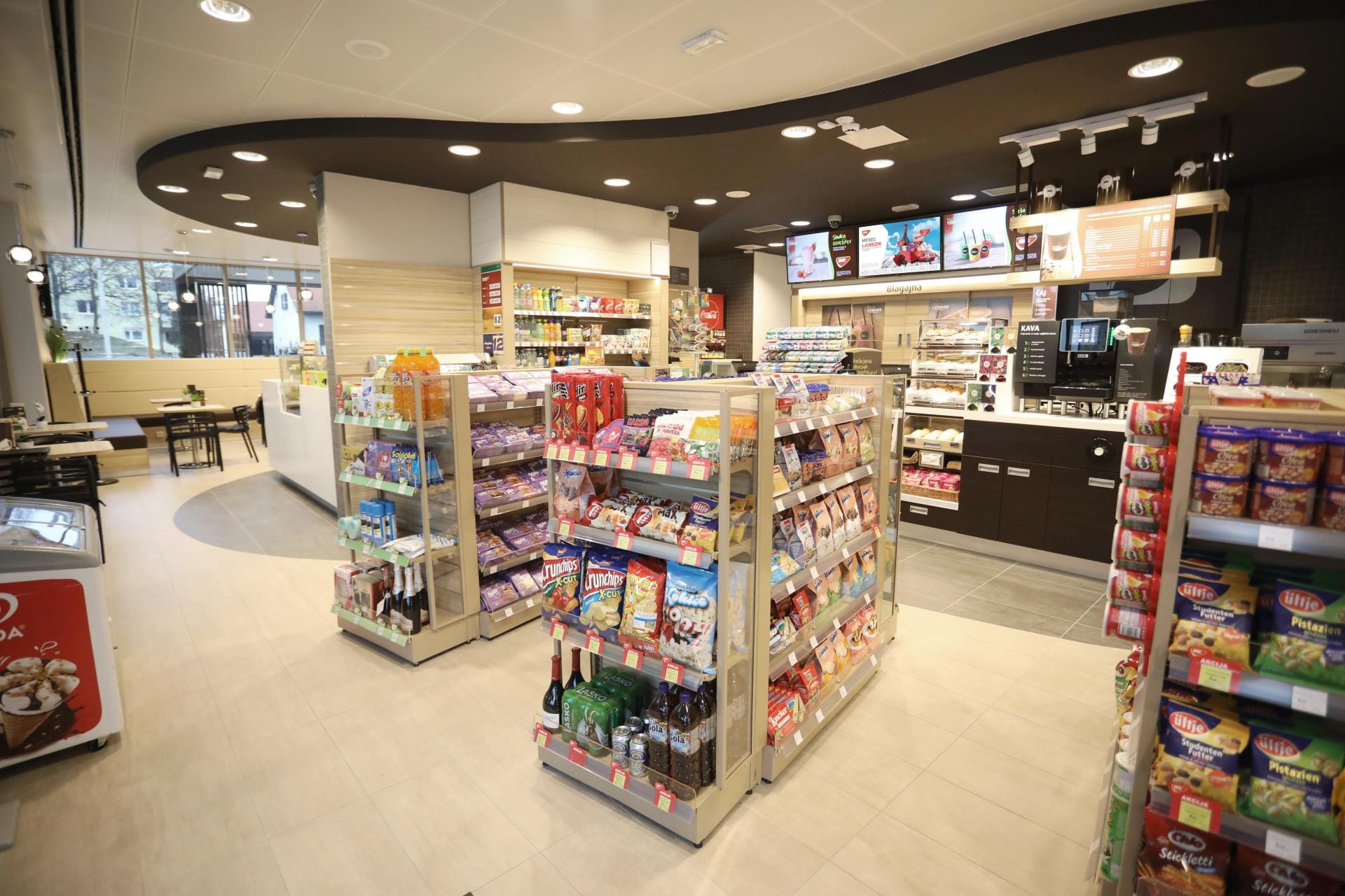 Концепция Fresh Corner постепенно внедряется на всех станциях группы MOL