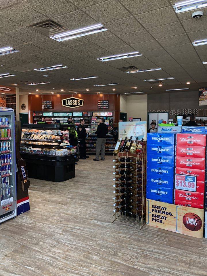 Открыт новый магазин с АЗС Lassus