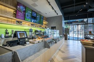 Олимпийцы открыли кафе Fresh Corner в центре Будапешта