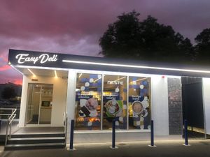Neste открывает пятый магазин Easy Deli в Латвии