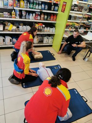 Тренинги по оказанию первой помощи на Shell