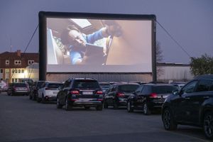 AUTOKINO на автозаправочном комплексе в Бремене: доступное развлечение в собственной машине