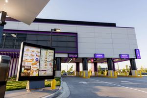 Taco Bell внедряет инновации в системе автораздачи Drive Thru