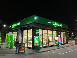 Żabka открывает свой первый магазин для водителей