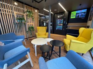 OMV Fastlane с новой концепцией BistroBox Lounge