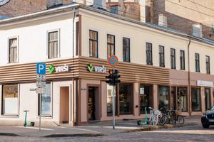 Virši открыла свой первый магазин вне АЗС