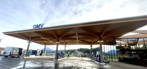 Концепт новой автозаправочной станции OMV в Австрии