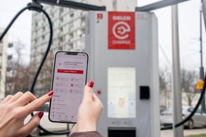 ORLEN добавляет сервис зарядки электромобилей в мобильное приложение