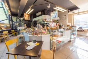 За тортами на заправку