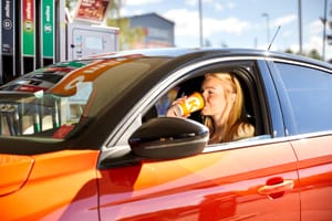 Circle K и шведские автошколы объединяются для практического вождения