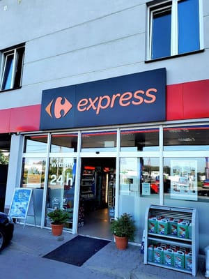 Carrefour Polska внедряет новую концепцию франчайзингового магазина для cетей АЗС