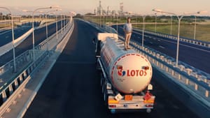 Скандальная реклама топлива Lotos