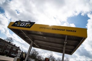 «Просто дешевое топливо» на АЗС