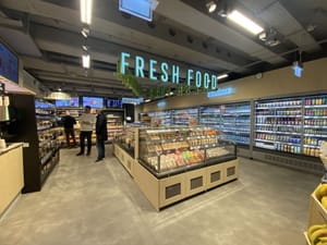 Гибридный формат магазина REWE To Go для локаций с высоким трафиком