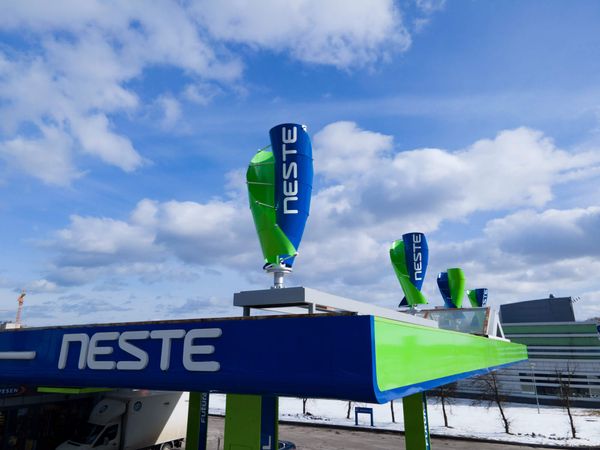 Ветряная электростанция на АЗС Neste в Латвии