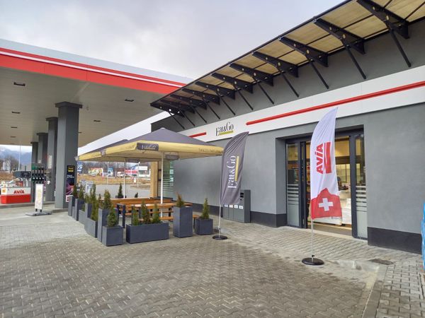 AVIA запускает открытые площадки для отдыха в стиле Eat&Go