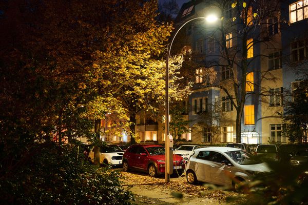 ubitricity установит в Берлине 200 зарядных устройств для электромобилей в фонарных столбах