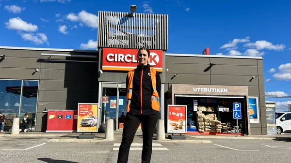 Сексуальные домогательства и угрозы — повседневность для работников сферы услуг в Швеции