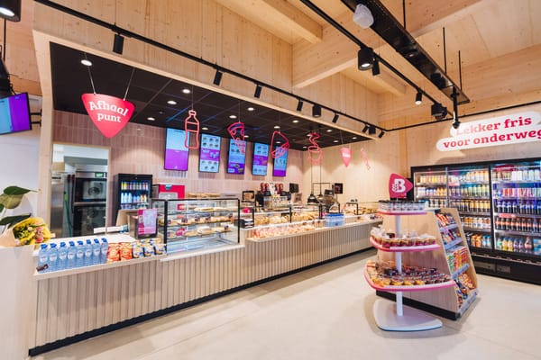 Первый Tango × Bakker Bart открылся в Нидерландах