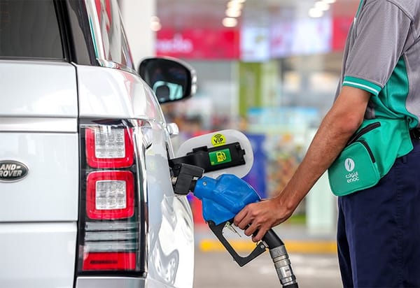 Инновационная технология заправки автомобилей в ОАЭ