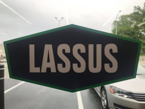 Новый магазин Lassus с АЗС в США