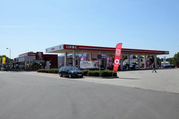 Новый автозаправочный комплекс Лукойл в Польше