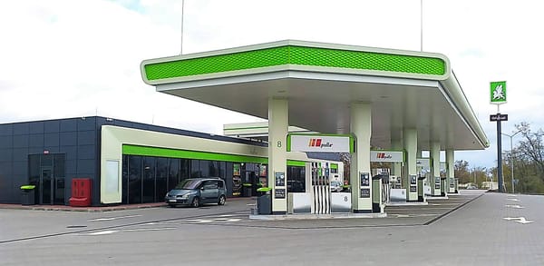 Станция ОККО с мультитопливной колонкой