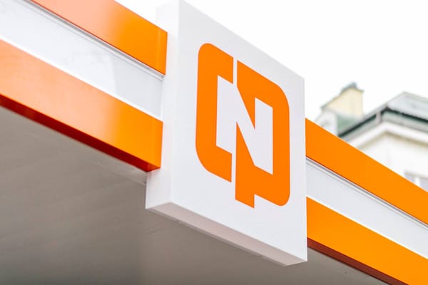 В честь юбилея ORLEN запустил станции в знаменитых ретро-брендах Польши