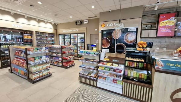 Разбор магазина на АЗС Shell в Хорватии